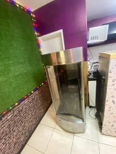 VENDO MÁQUINA DE ASSAR FRANGO PROGÁS - 70 KG