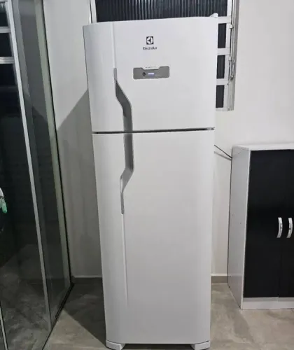 Geladeira Electrolux tf39