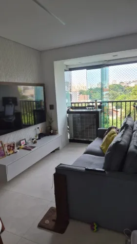 APARTAMENTO MOBILIADO À VENDA NO JARDIM SÃO PAULO - ANDAR ALTO, VARANDA E LOCALIZAÇÃO ESTR