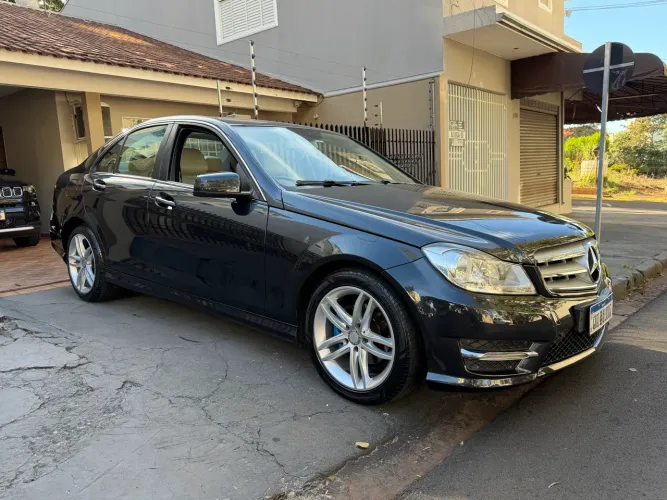 Mercedes-Benz C-180 CGI Sport 1.6 TB 16V 156cv Aut. 2014