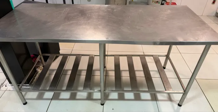 Mesa inox 2m x 0,9m