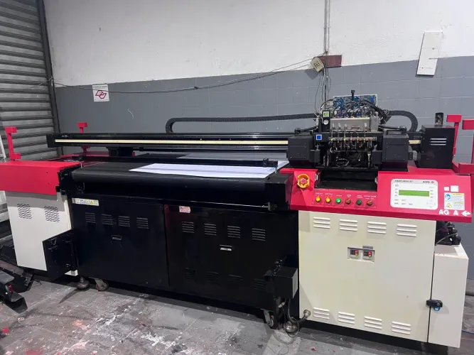 Impressora Uv Plorter (cabeça konica 1024).
