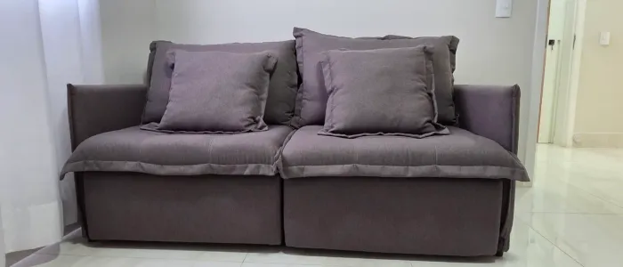 Novíssimo! Sofa Cama Compacto.