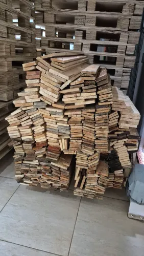 Ripas de pallets, medidas 0.70 centímetros, 1.00 metro é 1.10mt, entregamos. 