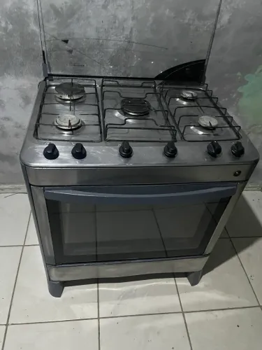 Fogão 5 bcs frente inox usado 380$
