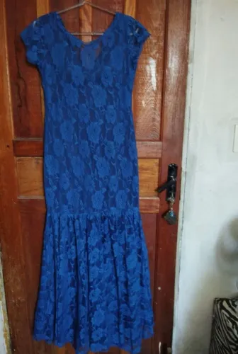Vestido Longo em Renda