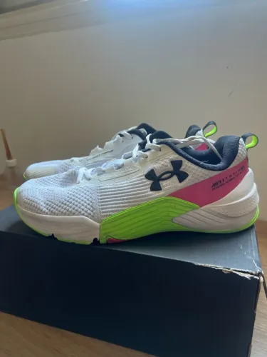 Tênis Under Armour