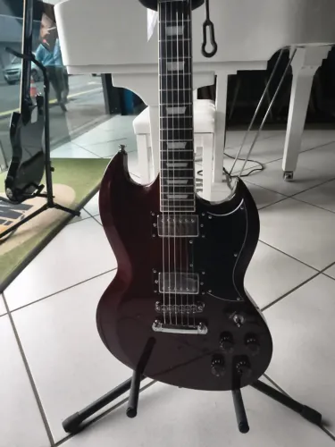 Guitarra Strinberg modelo Sg Gss400 novo (Mixer Instrumentos Musicais)