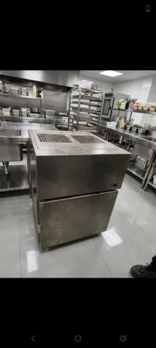 Máquina de gelar copos 50 a 60 copos grandes