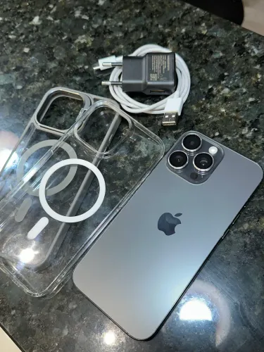 iPhone 16 pro Max 256gb tudo original aceito troca