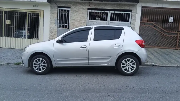 Renault Sandero Zen Flex 1.0 12V 5P Mec. 2020