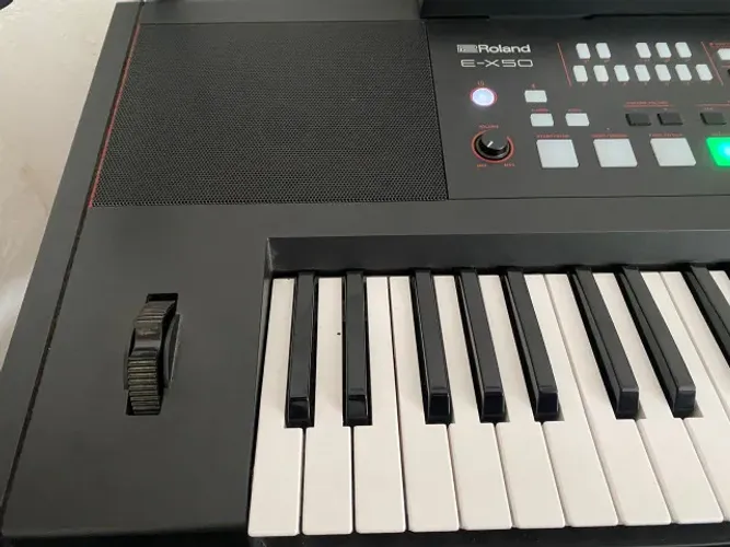 Teclado Roland EX50 61 teclas