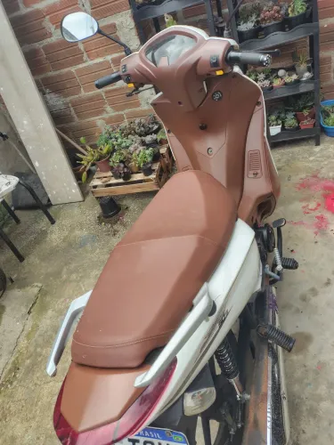 Moto a venda