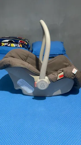 Bebê conforto usado