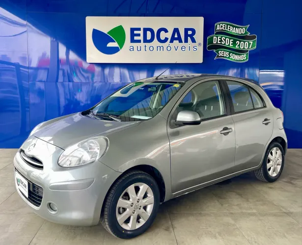 Nissan March SV 1.6 16V Flex Fuel 2014