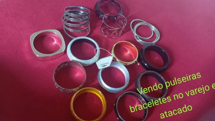 PULSEIRAS E BRACELETES DORAMA, BELÍSSIMOS