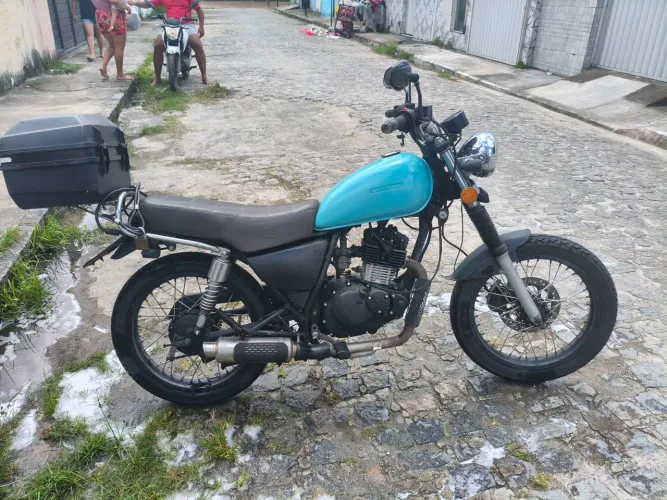Intruder 125 2011