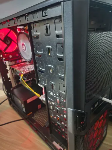 PC 16GB/SSD/HD/RX550 4GB