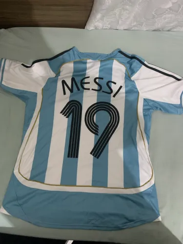 Camisa Argentina e camisa Corinthians