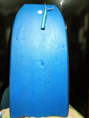 Vendo prancha de surf bodyboard usada