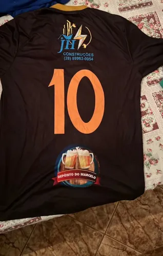Uniforme de futebol completo 