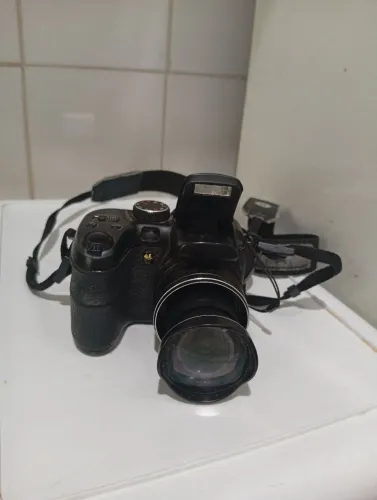 Câmera fotográfica usada boa