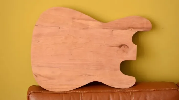 Corpo pré cortado para guitarra Strato cedro destro ou canhoto (C311)