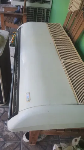Ar condicionado piso teto 60.000 btu. 380V