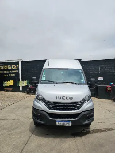 Iveco Daily Furgão 30-160 3.0 12m³ (die.)(e6) 2024