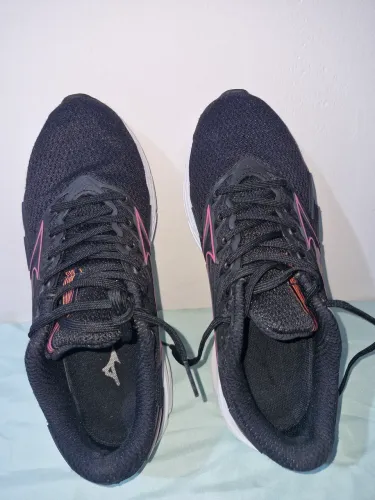 Tênis feminino Olympikus tamanho 39