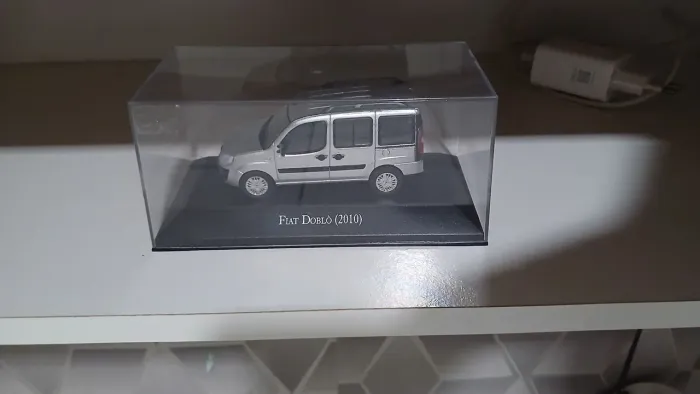 Miniatura doblo 1/43