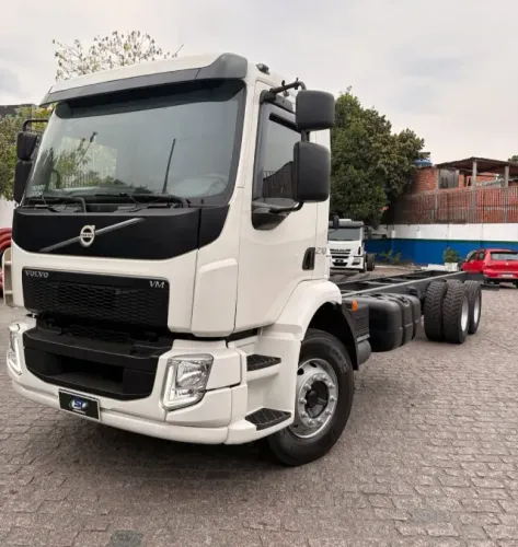 2019 Volvo vm 270 ( 6 x 2 )