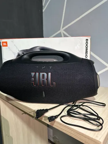 ? JBL Boombox 4 - 2 meses de uso