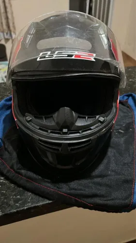 Vendo capacete Ls2 NOVO!!