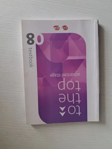 Livro To the Top - 8 Inglês CCAA CCAA texto e exercícios com acesso online - Sem uso