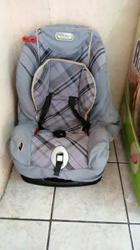 Cadeirinha para automóvel