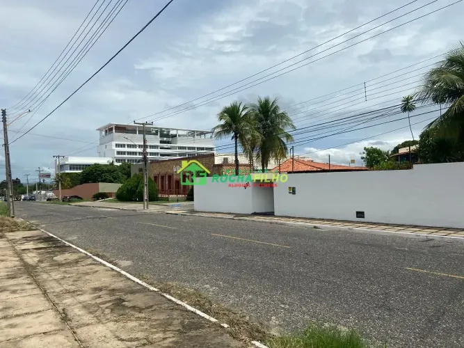 Casa com 5 dormitórios à venda. 540 m² por 3800000,00 - Horto - Teresina/PI