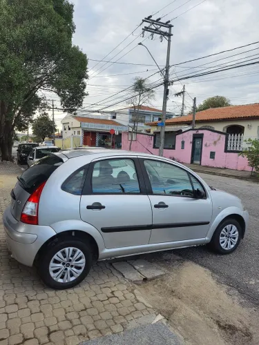 Citroen C3 GLX 1.4/ GLX Sonora 1.4 Flex 8V 5P 2011