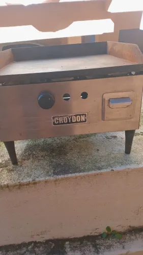 Chapa para sanduíches Croydon