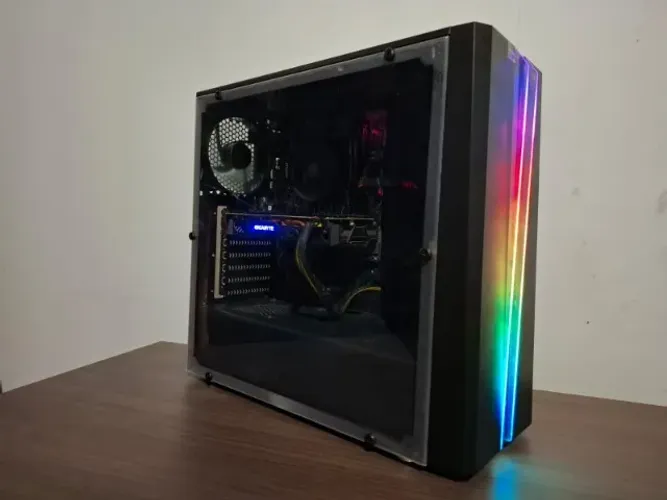 PC Gamer Ryzen 5 2600 + RX 580 4GB + 16GB RAM + SSD NVMe 500GB + SSD 240GB