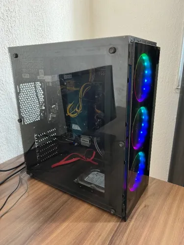 Computador RYZEN 3 3200G + 8gb de ram + SSD KINGSTON 250gb