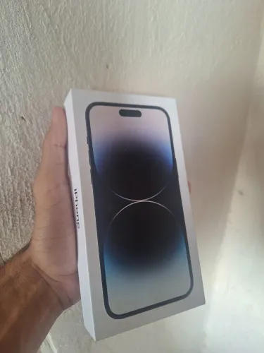 Caixa iPhone 14 pro max 256gb