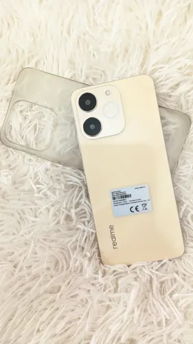 Realme note 70