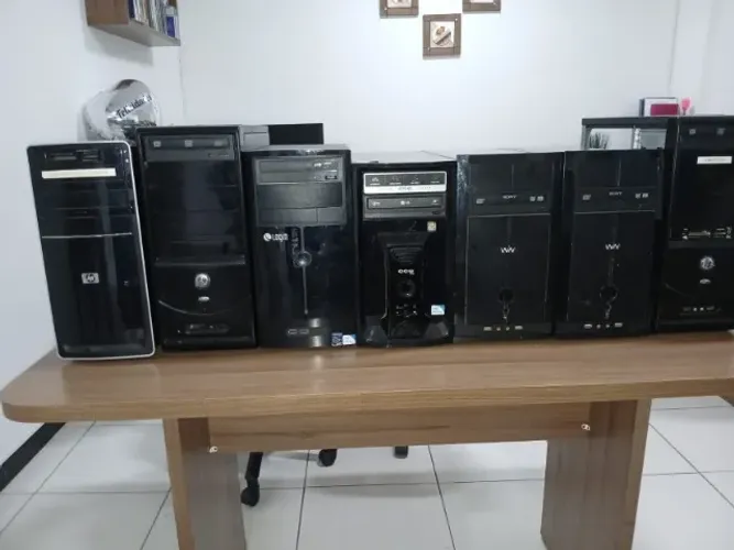 Gabinetes para retirada de peças