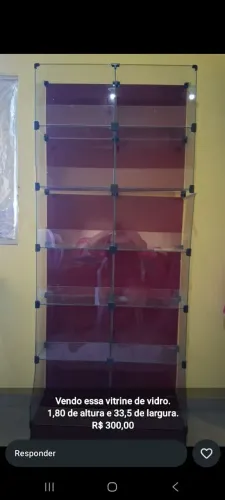 Vitrine toda em vidro seminova
