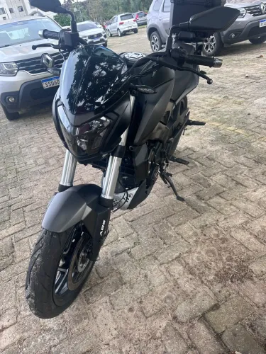 Vendo/ troco DOMINAR 400