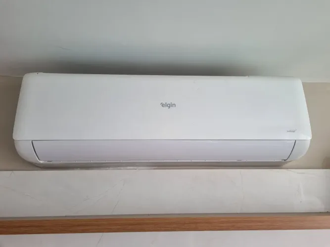 Ar condicionado Elgin Eco Inverter II 18.000 BTUs (18 mil) Q/F