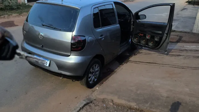 Volkswagen Fox Plus 1.0mi/ 1.0mi Total Flex 8V 3P 2005