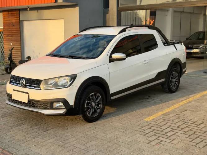 Volkswagen Saveiro Cross 1.6 T.flex 16V CD 2017