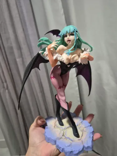 Morrigan figure